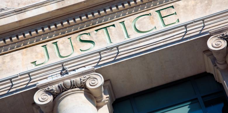 la justice à saint genis