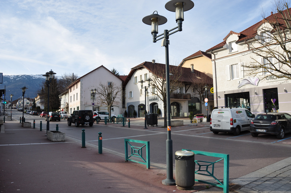 Centre ville de saint genis pouilly